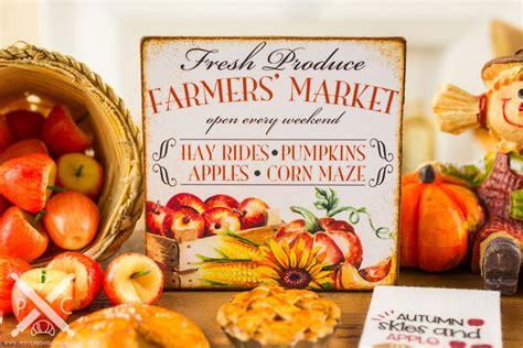 Fall Farmers' Market Sign | Farmers market sign, Local farmers market, Farmers market recipes