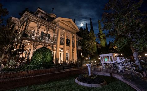 Disneyland Has Revealed Frightful Additions To The Haunted Mansion—and