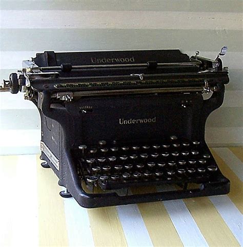 Vintage Typewriter 1939 Underwood Master Worlds Fair Etsy