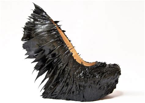 Jólan Van Der Wiel Creates Spiky Magnetic Shoes For Iris Van Herpen