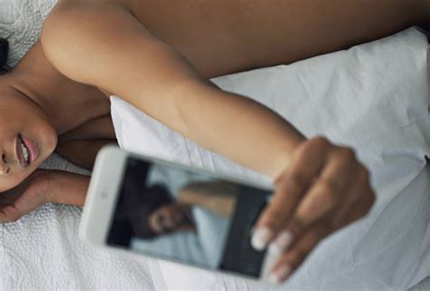 13 Reasons Why You Should Never Send Nudes No Matter How Much He Insists
