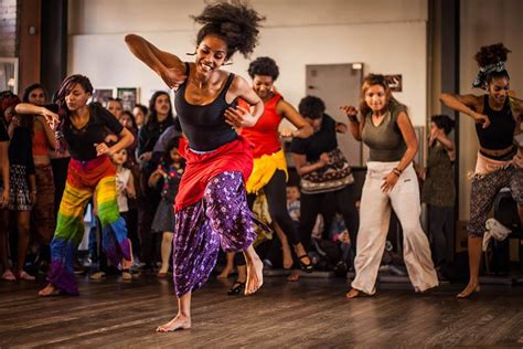 Danças De Matrizes Afro-brasileiras