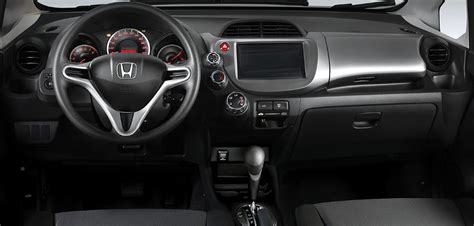 The all new honda city comes with greater interiors which means a comfortable and stylish drive. Honda lança Fit CX 2014. Nova versão de entrada "melhora o ...