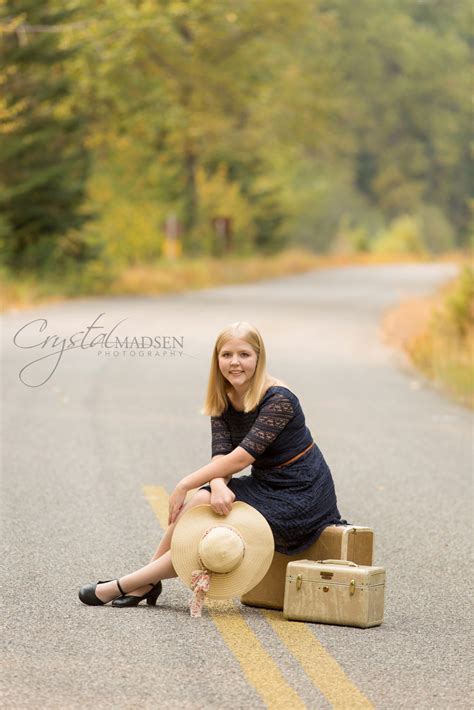 Outdoor Senior Pic Ideas001 Crystal Madsen Photography