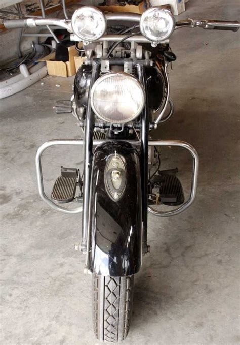 1947 Indian Chief Roadster Motorcycle 1200 V Twin