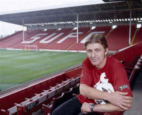 He took welding courses from rotherham college of arts he wrote the foreword and helped to promote a book of anecdotes called sheffield united: Happy Birthday Sean! ~ Sean Bean Fans