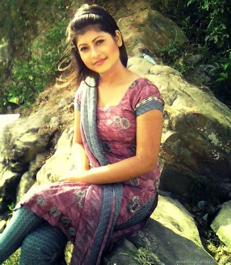 Hot Assamese Actress Munmi Kalita Images