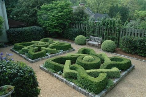 Either way, the knot garden is one style sure to delight! 182 best images about Knot Gardens on Pinterest | Gardens ...