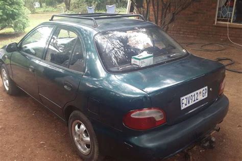 99 model 1.5 gls otomatik vites, vites gecisleri sikintisiz hissettirmez, 3 parca boyali, bir parça degisik harici hatasiz klimali 4 lastik kislik üzerindedir,. 1999 Hyundai Accent 150 CSi Cars for sale in Gauteng | R ...