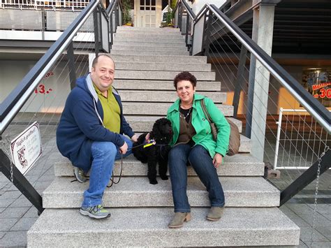 Maybe you would like to learn more about one of these? PTBS-Assistenzhund: Mit einem Hund an der Seite eine ...
