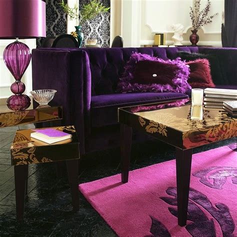 Laurence llewelyn bowen's infectious flamboyance translates perfectly to your walls with this stunning range of wallpaper styles from the iconic designer. Laurence Llewelyn-Bowen (mit Bildern)
