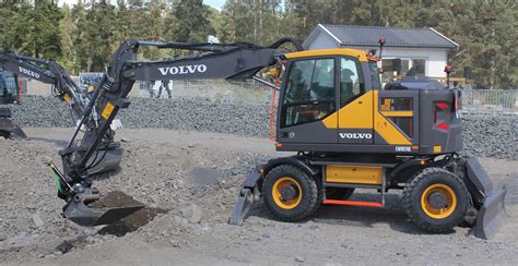 Volvo Ce Celebrates 60 Years Of Live Machinery Demonstrations