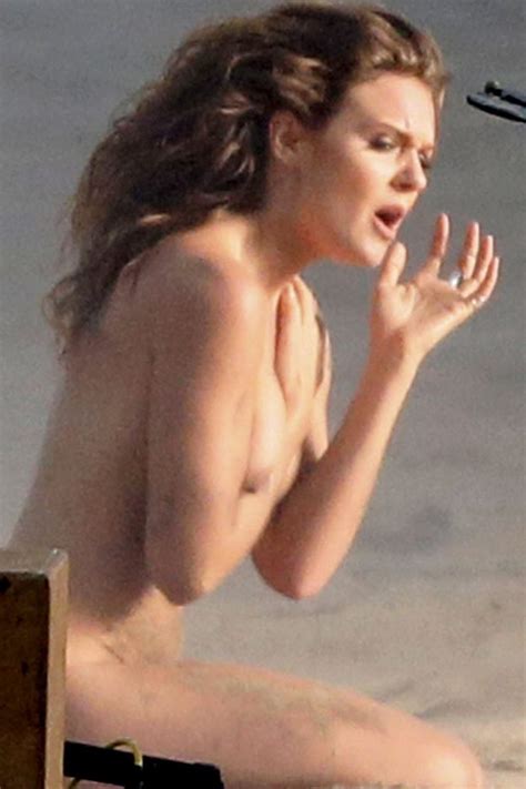 Tove Lo Nude At Shamless Performances Photos Videos And GIF
