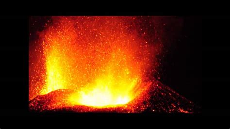 Volcano Eruption In Fimmvörðuháls Iceland Youtube