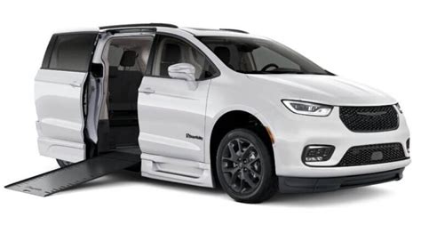Wheelchair Accessible Chrysler Pacifica Mobilityworks