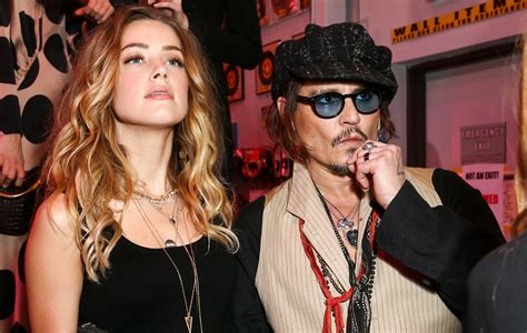 Amber Heard Denies Taking A Revenge Poo In Johnny Depps Bed