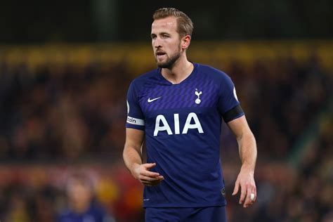 Read the latest harry kane news including stats, goals and injury updates for tottenham and england striker plus transfer links and more here. Sky: Harry Kane not a transfer target for Manchester ...