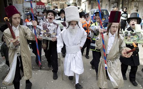 Purim Celebrations See Jewish Children Around The World Don Costumes