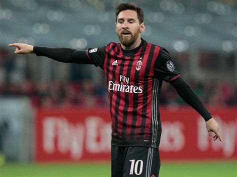 Nesta was 37 years of age. Messi non rinnova? Ecco come sarebbe con le maglie di ...