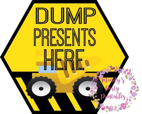Useful list of popular names for girls and boys (first names & surnames) with pronunciation video lesson and esl printable pictures. dump-presents-here | Mandy's Party Printables