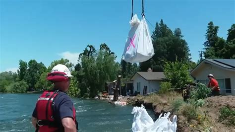 Kings River Washing Away River Home Owners Backyards Abc30 Fresno