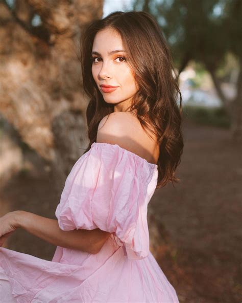 haley pullos style clothes outfits and fashion celebmafia