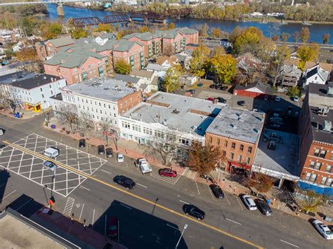 510-526 Main St, Middletown, CT 06457 - J. Poliner & Sons Building