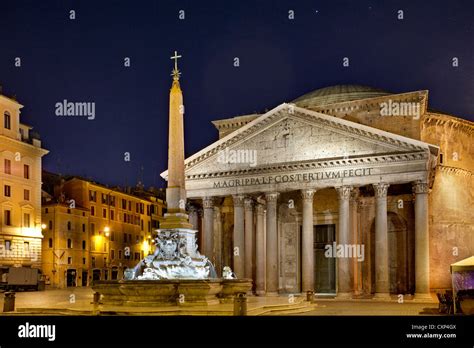 Pantheon Rome Italy Stock Photo Alamy