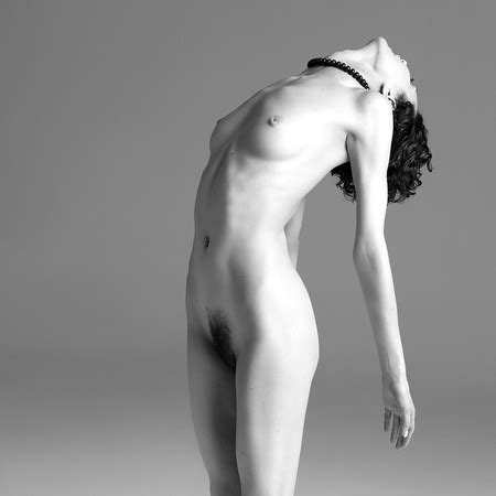 Naked shalom harlow Bask in
