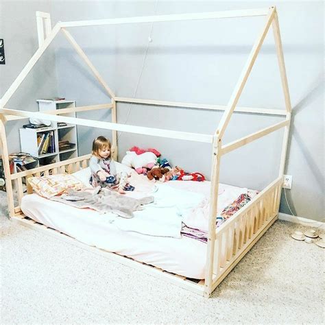With over 10 years of experience working with families, i recommend you try to if your toddler is young, consider transitioning to a toddler bed with rails. Montessori toddler room wooden bed FULL or QUEEN size bed ...