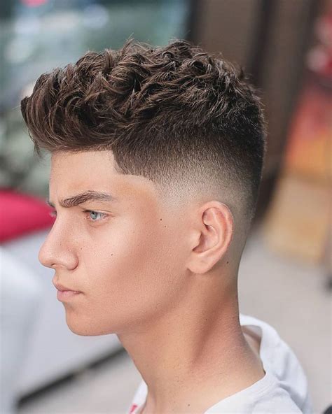 The crop is one of the best low maintenance hairstyles for men. Best Low Fade Haircut For Boys In 2020 Best And Cool ...