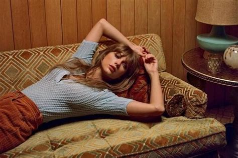 Taylor Swifts 10th Album Midnights Crashes Spotify Latest Music News