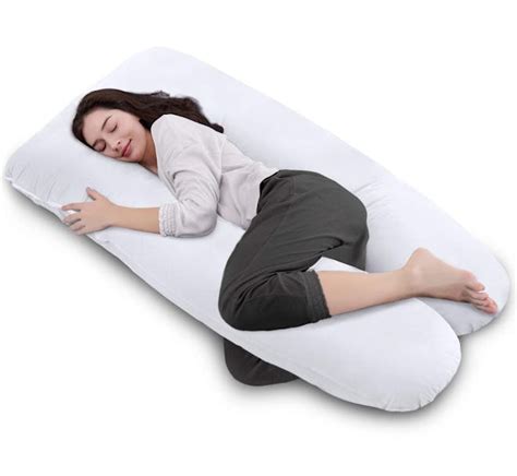 The 4 Best Body Pillows For Side Sleepers