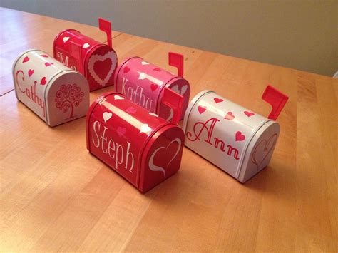 Valentines Day Mailboxes Cricut Valentine Ideas Valentine Mailbox