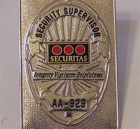 Securitas Security Supervisor Police Aa 929 Smith And Warren Badge Nice