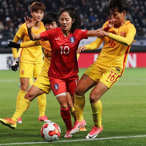 경기결과, 팀순위, 클럽 및 선수 정보 WIKITREE | SNS서 미모 화제된 축구선수 (사진)