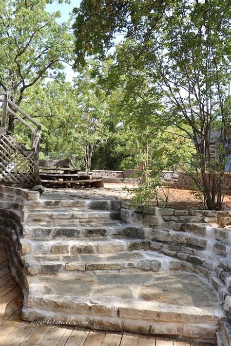 Limestone stair treads provide a warm, rich and smooth feel to your stairs' other materials. 3 Design Factors for Exterior Stairs | Exterior stairs ...