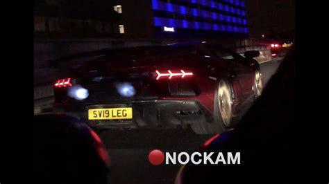 Lamborghini Svj Exhaust Glows From Fire Flames And Crackles Youtube