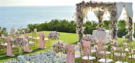 Wedding insurance, while not necessary, can save you thousands of dollars in the event that something doesn't go picture perfect on your big day! Wedding Protector Plan®-Wedding-Private Event Insurance by Travelers Wedding Insurance Products ...