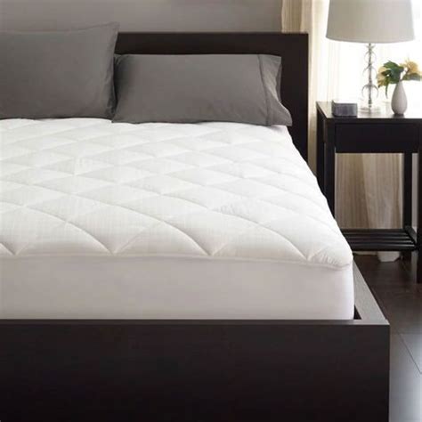 Looking for a mattress pad that does more than just cushion your mattress? 8 Best Cooling Mattress Pads and Toppers Reviews 2019