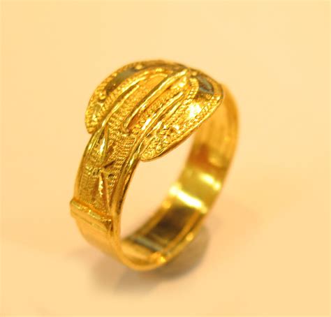 Basically i started with one baht necklace at a price of 18. 22K SOLID GOLD RING FROM THAILAND ##63 | eBay