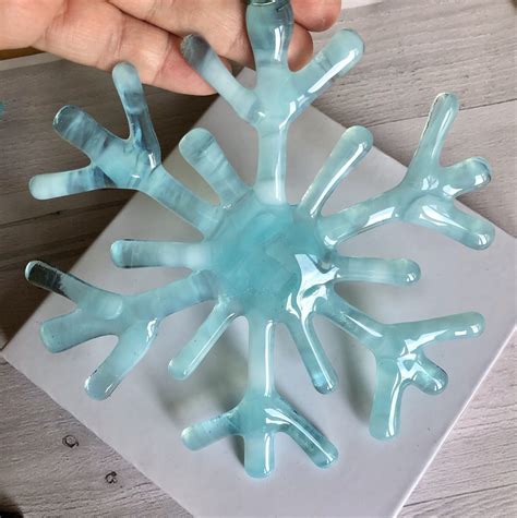 Fused Glass Snowflake Rivelin Arts