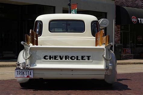1951 Chevrolet 3100 Tailgate 1 Lowrider