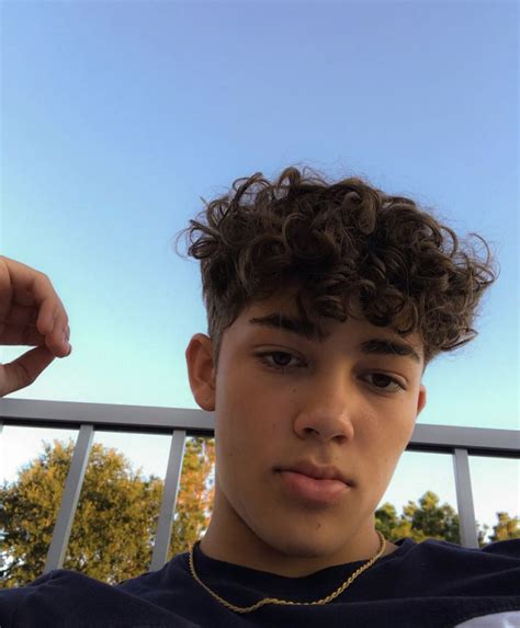 The Best 26 Cute Tiktok Boys With Curly Hair Additionaltrendqjibril