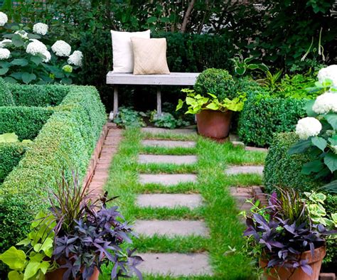 Tips For Designing A Formal Garden Geometric Shapes And Bright