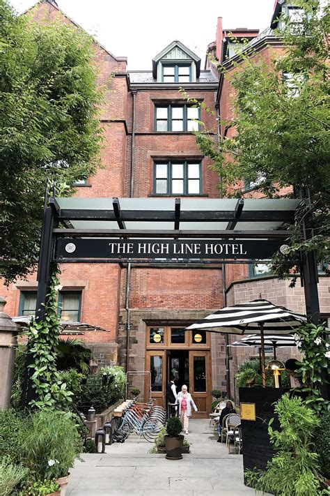 Prettiest Luxury Boutique Hotel In Chelsea Nyc The High Line Hotel