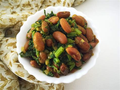 Rajma Saagwala Dry Kidney Beans And Spinach Stir Fry Recipe By