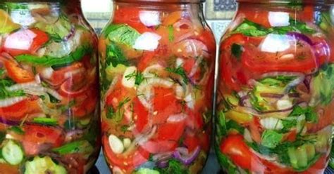 Wrzuć pomidory, ogórki i paprykę do słoików: świetny zapas zdrowych ...