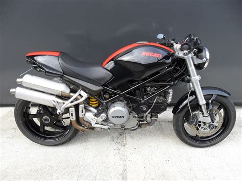 This has been a really comfortable bike to cruise on, but is very nimble and carves corners well. Motos d'occasion Challenge One Agen - DUCATI MONSTER 800 ...