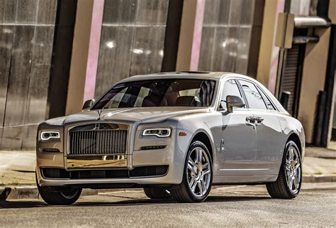 Rolls Royce Ghost — Instant Luxury Rentals